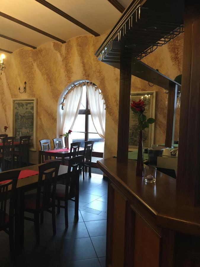 Penzion A Pivnice Varna Velka Bystrice Luaran gambar