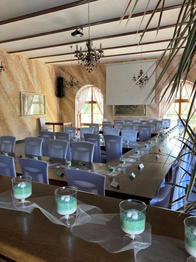 Penzion A Pivnice Varna Velka Bystrice Luaran gambar